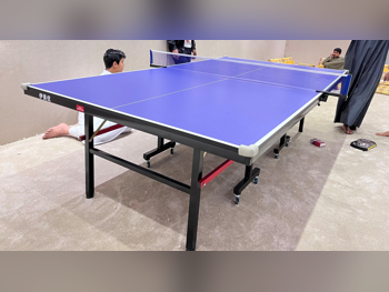 ازرق  طاولة تنس ( بنق بونق )