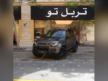 لاند روفر  ديفيندر  110  2025  اوتوماتيك  17,195 كم  6 سلندر  دفع رباعي  اس يو في  رمادي مطفي  تحت الضمان