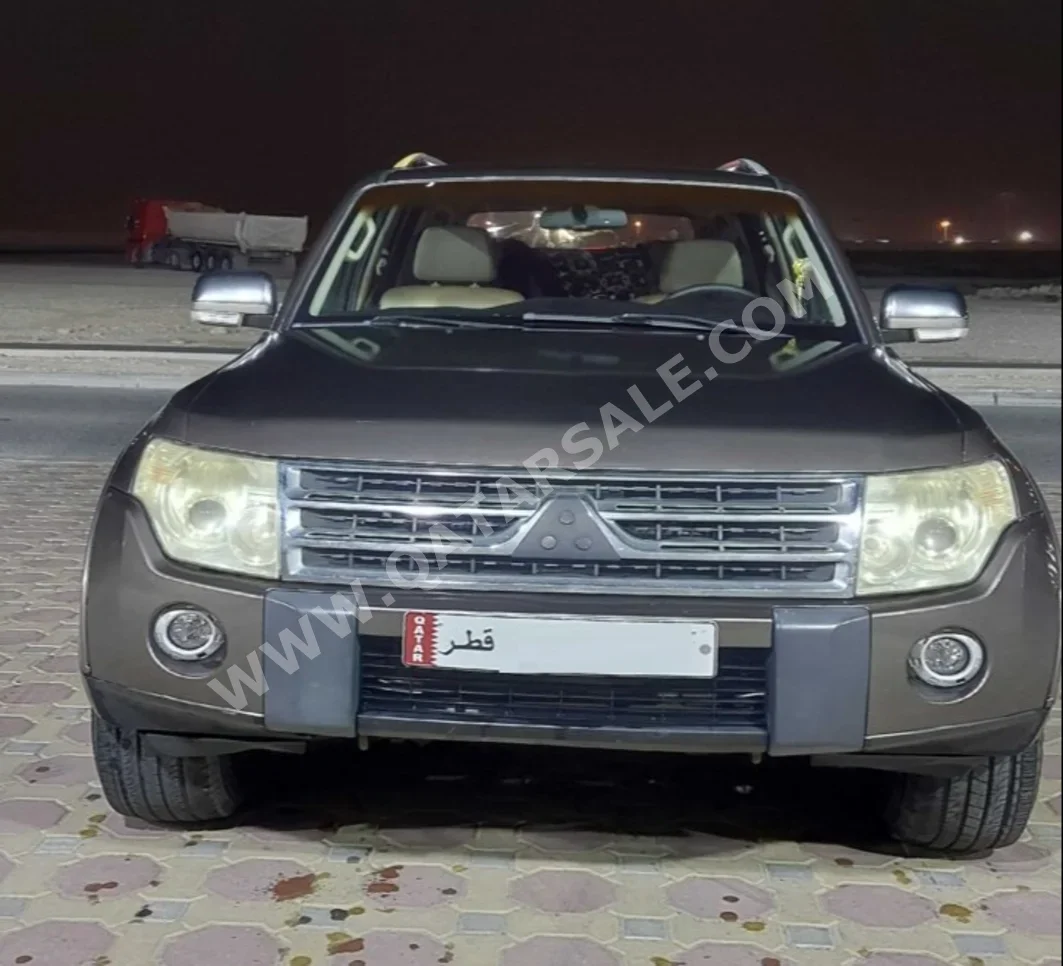 Mitsubishi  Pajero  3.5  2010  Automatic  206,000 Km  6 Cylinder  Four Wheel Drive (4WD)  SUV  Brown