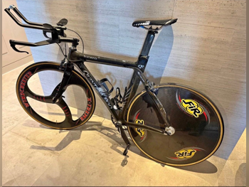 - كبير(19-20 بوصة)  - أسود