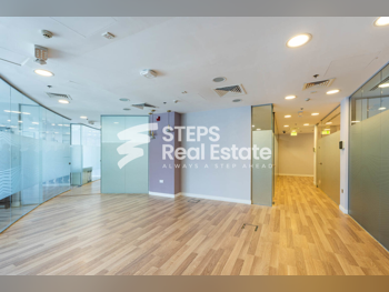 مكاتب تجارية - نصف مفروشة  - الدوحة  - الخليج الغربي