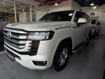 تويوتا  لاند كروزر  جي اكس ار توين توربو  2024  اوتوماتيك  66,000 كم  6 سلندر  دفع رباعي  اس يو في  أبيض  تحت الضمان