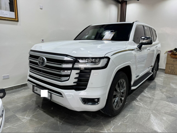 تويوتا  لاند كروزر  في اكس ار توين توربو  2023  اوتوماتيك  76,000 كم  6 سلندر  دفع رباعي  اس يو في  أبيض  تحت الضمان
