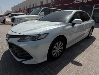 Toyota  Camry  LE  2019  Automatic  292,000 Km  4 Cylinder  Front Wheel Drive (FWD)  Sedan  White