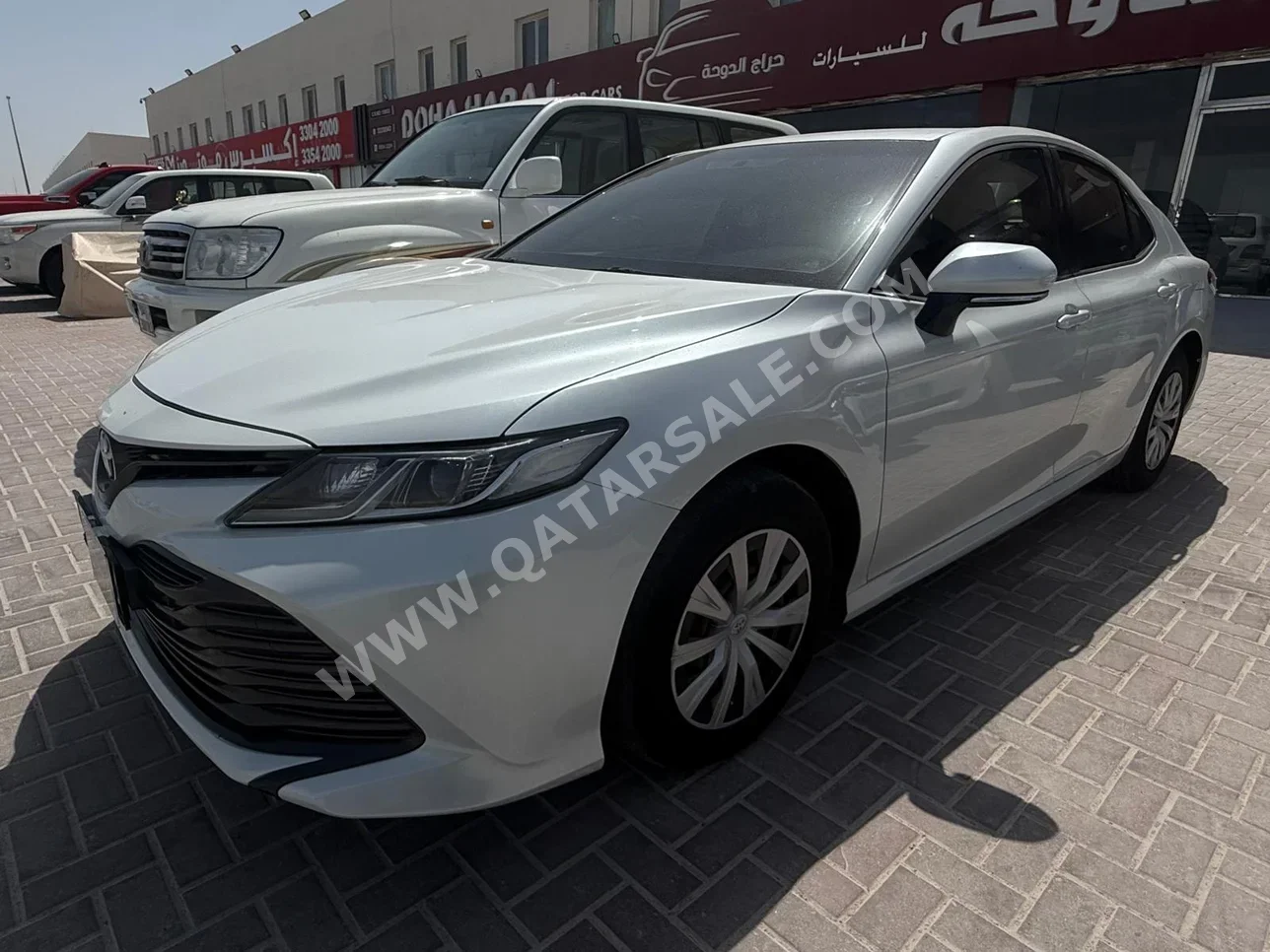 Toyota  Camry  LE  2019  Automatic  292,000 Km  4 Cylinder  Front Wheel Drive (FWD)  Sedan  White