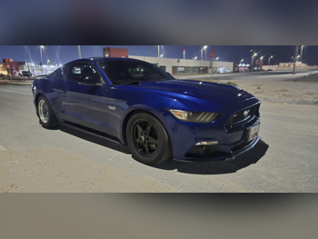 فورد  موستانغ  جي تي  2015  عادي  87,000 كم  8 سلندر  دفع خلفي  كوبيه \ سبورت  ازرق