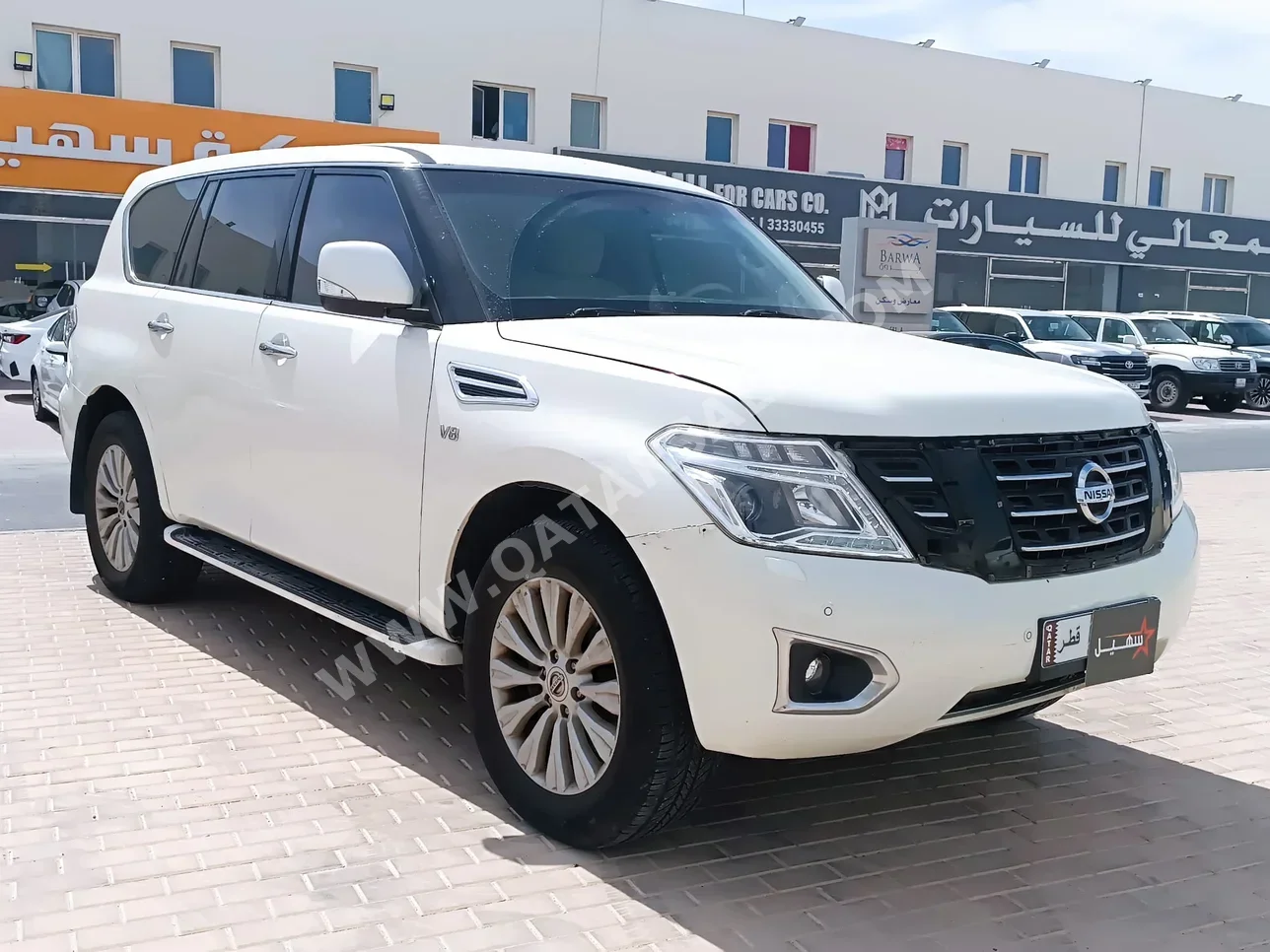 Nissan  Patrol  LE  2014  Automatic  240,982 Km  8 Cylinder  Four Wheel Drive (4WD)  SUV  White