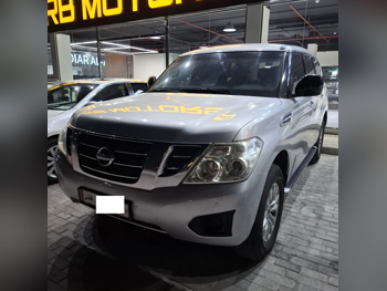Nissan  Patrol  XE  2017  Automatic  186,000 Km  6 Cylinder  Four Wheel Drive (4WD)  SUV  Silver