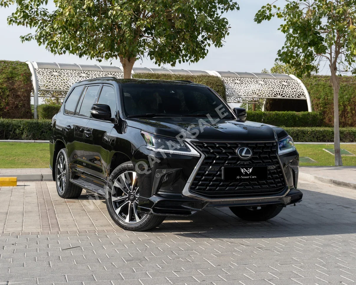 Lexus  LX  570 S Black Edition  2021  Automatic  113,000 Km  8 Cylinder  Four Wheel Drive (4WD)  SUV  Black