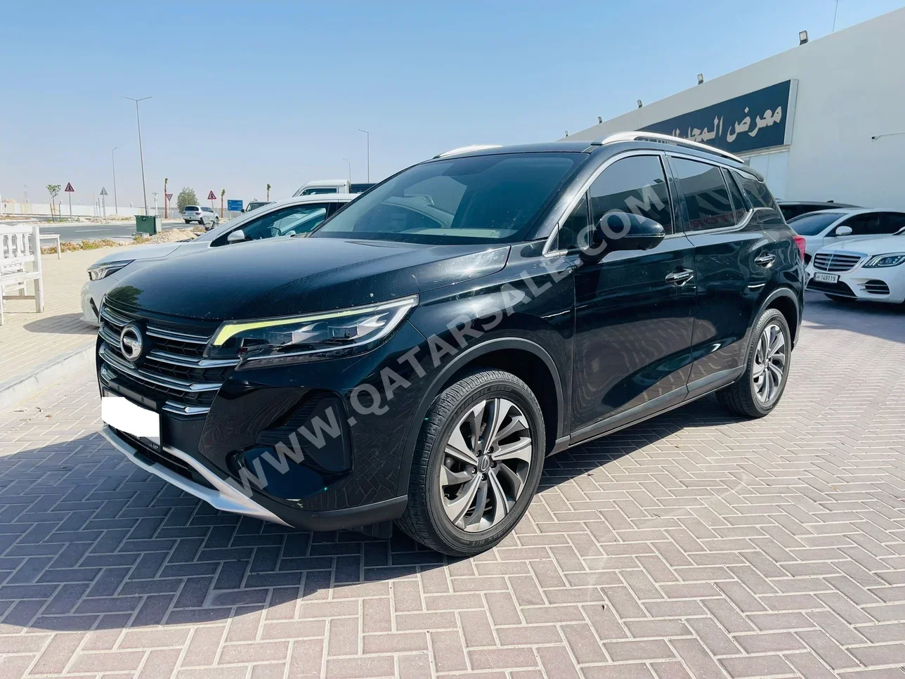 جاك  جي اس 4  2023  اوتوماتيك  128,000 كم  4 سلندر  دفع رباعي  اس يو في  أسود