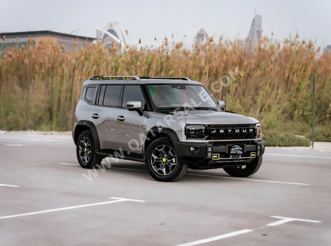 Jetour  T2  Luxury  2024  Automatic  13,500 Km  4 Cylinder  Four Wheel Drive (4WD)  SUV  Gray  With Warranty