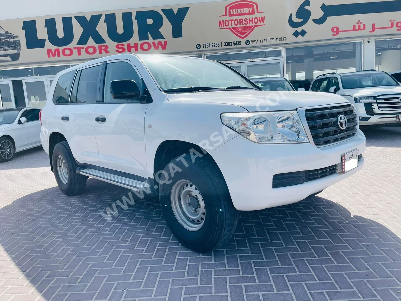 Toyota  Land Cruiser  G  2011  Automatic  363,000 Km  6 Cylinder  Four Wheel Drive (4WD)  SUV  White
