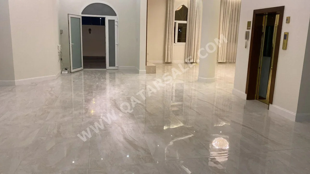 سكن عائلي  - غير مفروشة  - الريان  - الثميد  - 8 غرف نوم