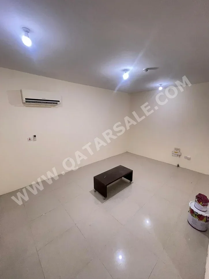 2 غرف نوم  شقة  للايجار  في الدوحة -  مدينة خليفة الجنوبية  غير مفروشة