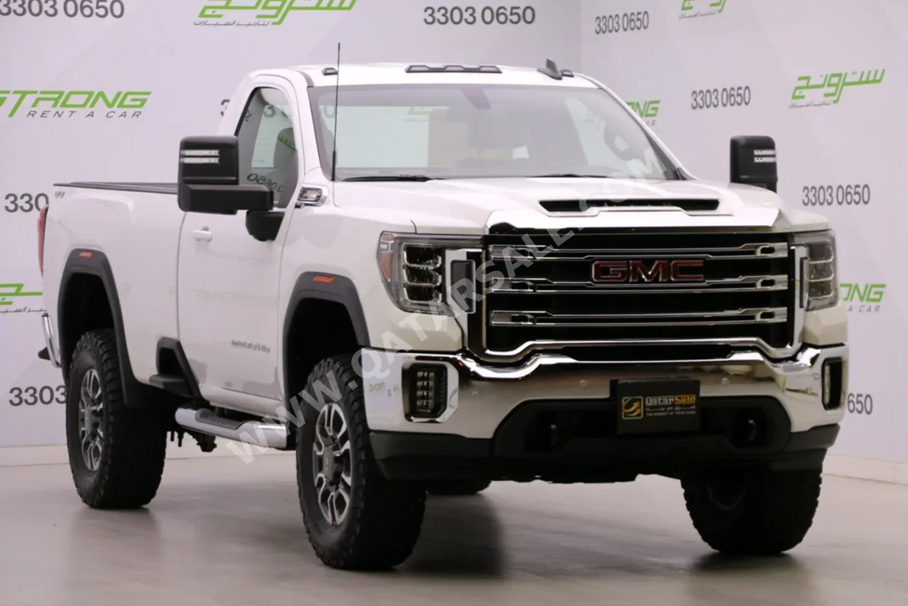 GMC  Sierra  2500 HD  2021  Automatic  66,500 Km  8 Cylinder  Four Wheel Drive (4WD)  Pick Up  White  With Warranty