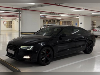 Audi  A5  2.0 T  2013  Automatic  140,482 Km  4 Cylinder  All Wheel Drive (AWD)  Sedan  Black