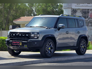 Jetour  T2  Luxury  2025  Automatic  34,000 Km  4 Cylinder  Four Wheel Drive (4WD)  SUV  Gray  With Warranty