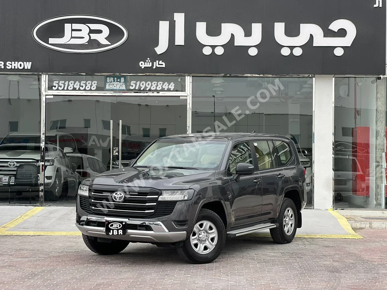 تويوتا  لاند كروزر  جي اكس  2024  اوتوماتيك  40,000 كم  6 سلندر  دفع رباعي  اس يو في  رمادي  تحت الضمان