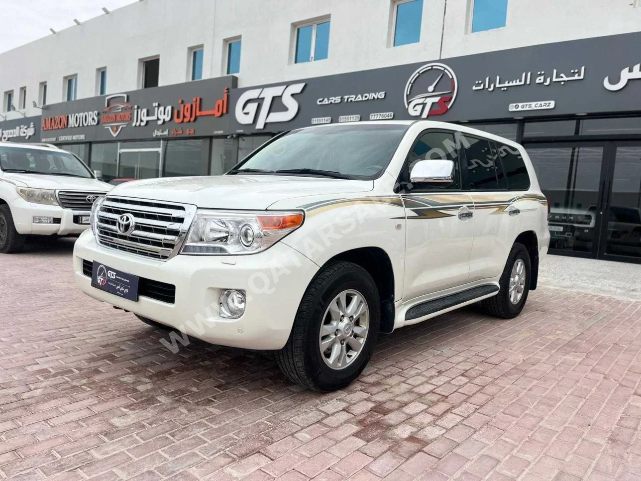 Toyota  Land Cruiser  VXR  2009  Automatic  320,000 Km  8 Cylinder  Four Wheel Drive (4WD)  SUV  White