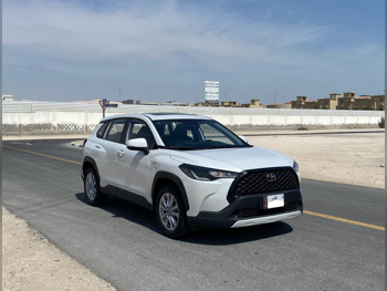 Toyota  Corolla  Cross Hybrid  2025  Automatic  0 Km  4 Cylinder  Four Wheel Drive (4WD)  SUV  White  With Warranty