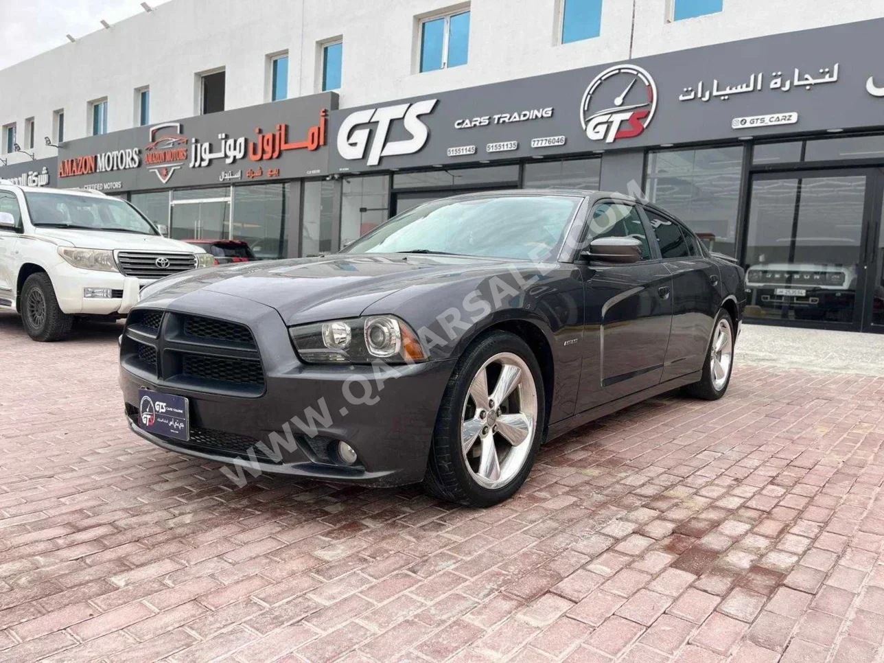 دودج  تشارجر  ار تي  2014  اوتوماتيك  188,000 كم  8 سلندر  دفع خلفي  سيدان  رمادي  تحت الضمان