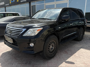 Lexus  LX  570  2011  Automatic  460,000 Km  8 Cylinder  Four Wheel Drive (4WD)  SUV  Black