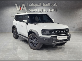 Jetour  T2  Luxury  2025  Automatic  38,000 Km  4 Cylinder  Four Wheel Drive (4WD)  SUV  White  With Warranty