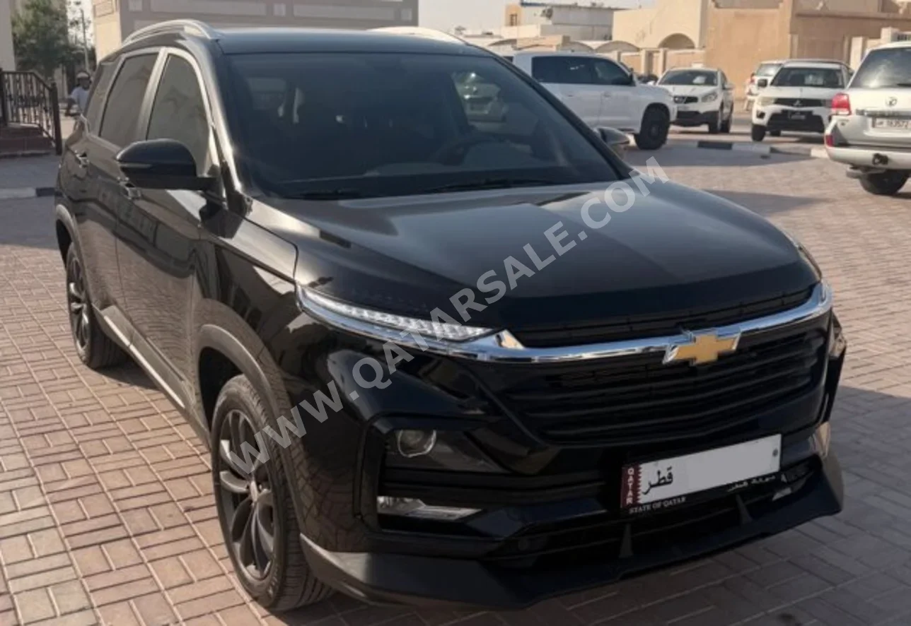 شفروليه  كابتيفا  ال اس  2025  اوتوماتيك  12,500 كم  4 سلندر  سحب امامي  اس يو في  أسود  تحت الضمان