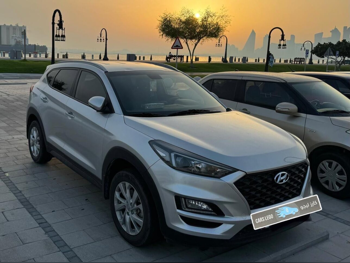 هيونداي  تكسن  2020  اوتوماتيك  85,000 كم  4 سلندر  سحب امامي  اس يو في  فضي