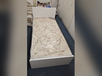 Beds - Single  - White  - Mattress Included