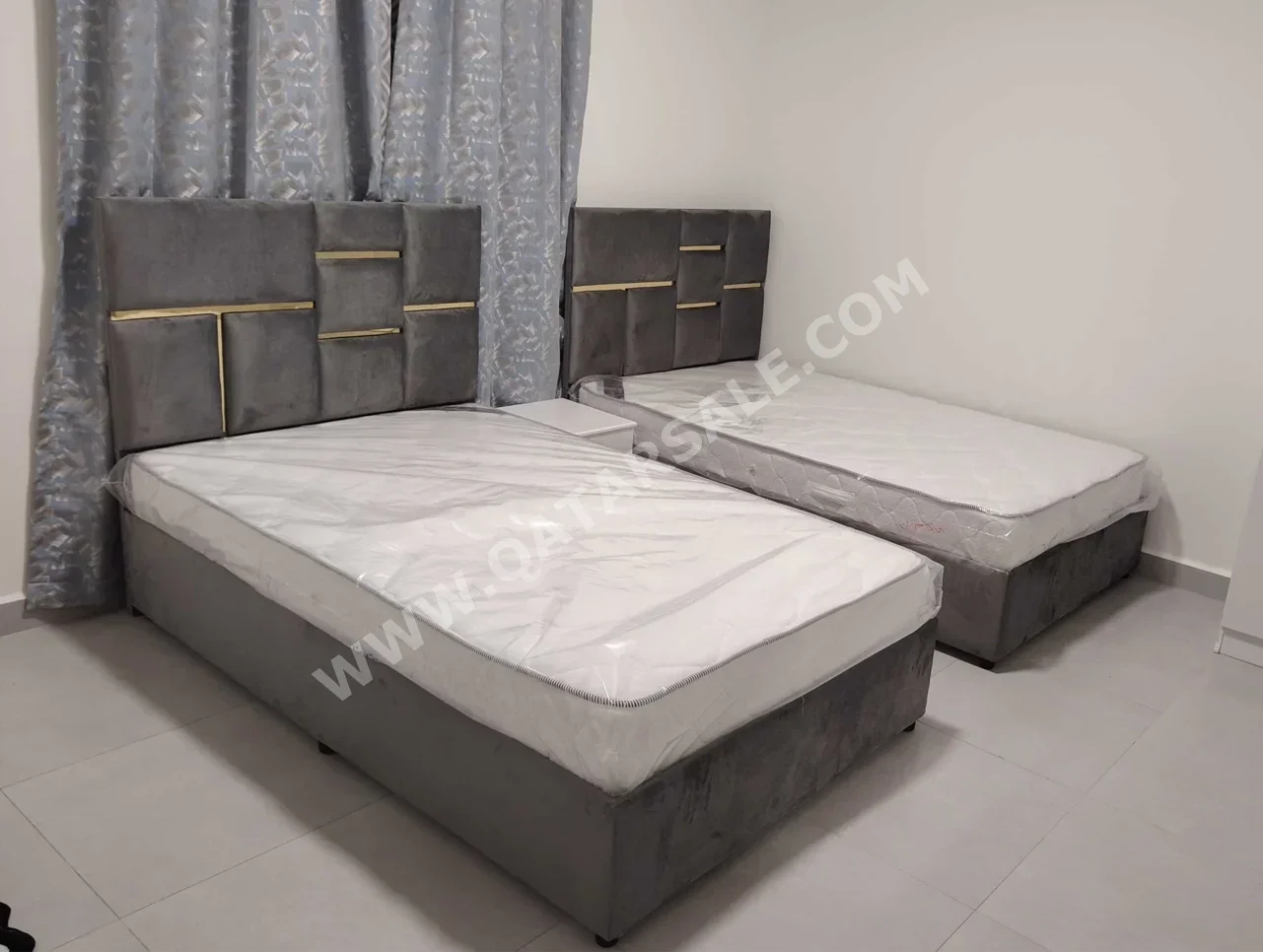 Beds - Single  - Gray  - Mattress Included