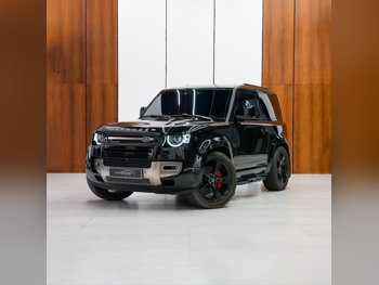 Land Rover  Defender  90 X  2022  Automatic  59,826 Km  6 Cylinder  Four Wheel Drive (4WD)  SUV  Black  With Warranty