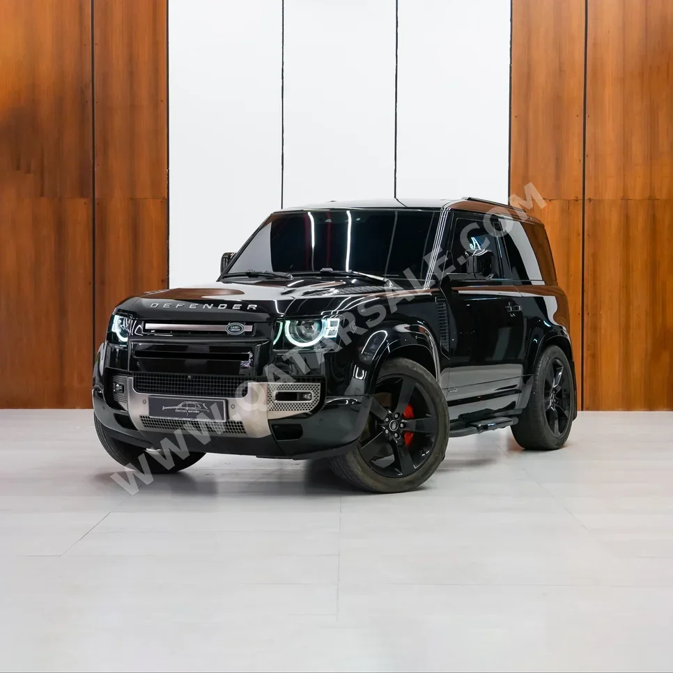 Land Rover  Defender  90 X  2022  Automatic  59,826 Km  6 Cylinder  Four Wheel Drive (4WD)  SUV  Black  With Warranty
