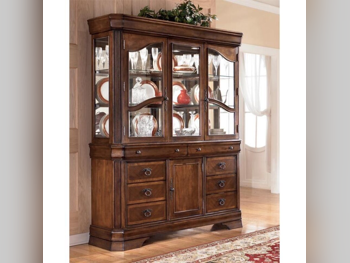 طاولة طعام مع كراسي وبوفيه  - بنى  - الولايات المتحدة الأمريكية  - 8 مقاعد