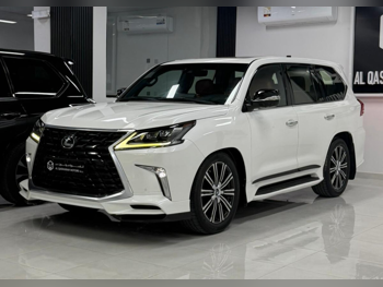 Lexus  LX  570  2016  Automatic  501,000 Km  8 Cylinder  Four Wheel Drive (4WD)  SUV  White