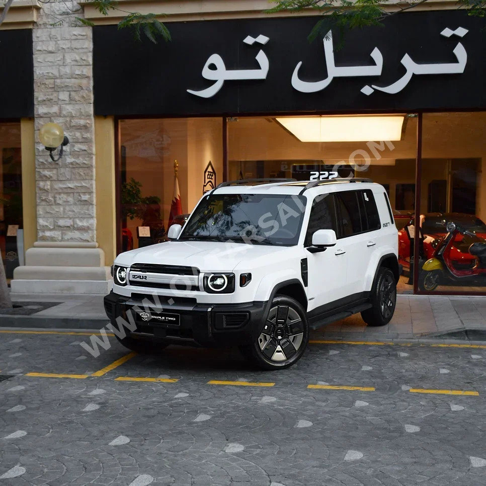 شيري  اي كار  في 27  2026  اوتوماتيك  0 كم  0 سلندر  دفع رباعي  اس يو في  أبيض  تحت الضمان