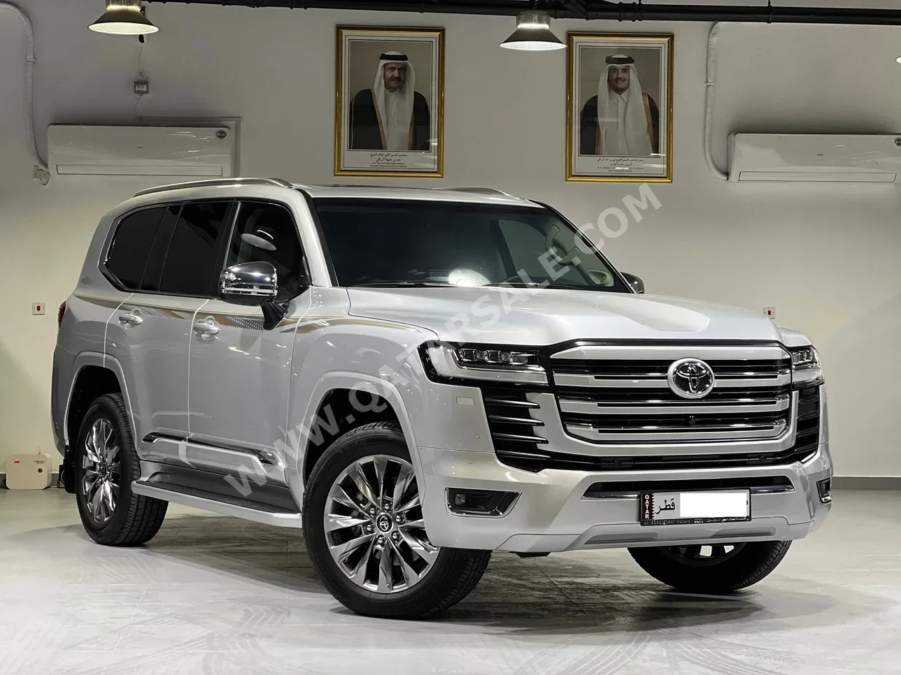 Toyota  Land Cruiser  VX Twin Turbo  2025  Automatic  13,000 Km  6 Cylinder  Four Wheel Drive (4WD)  SUV  Silver  With Warranty