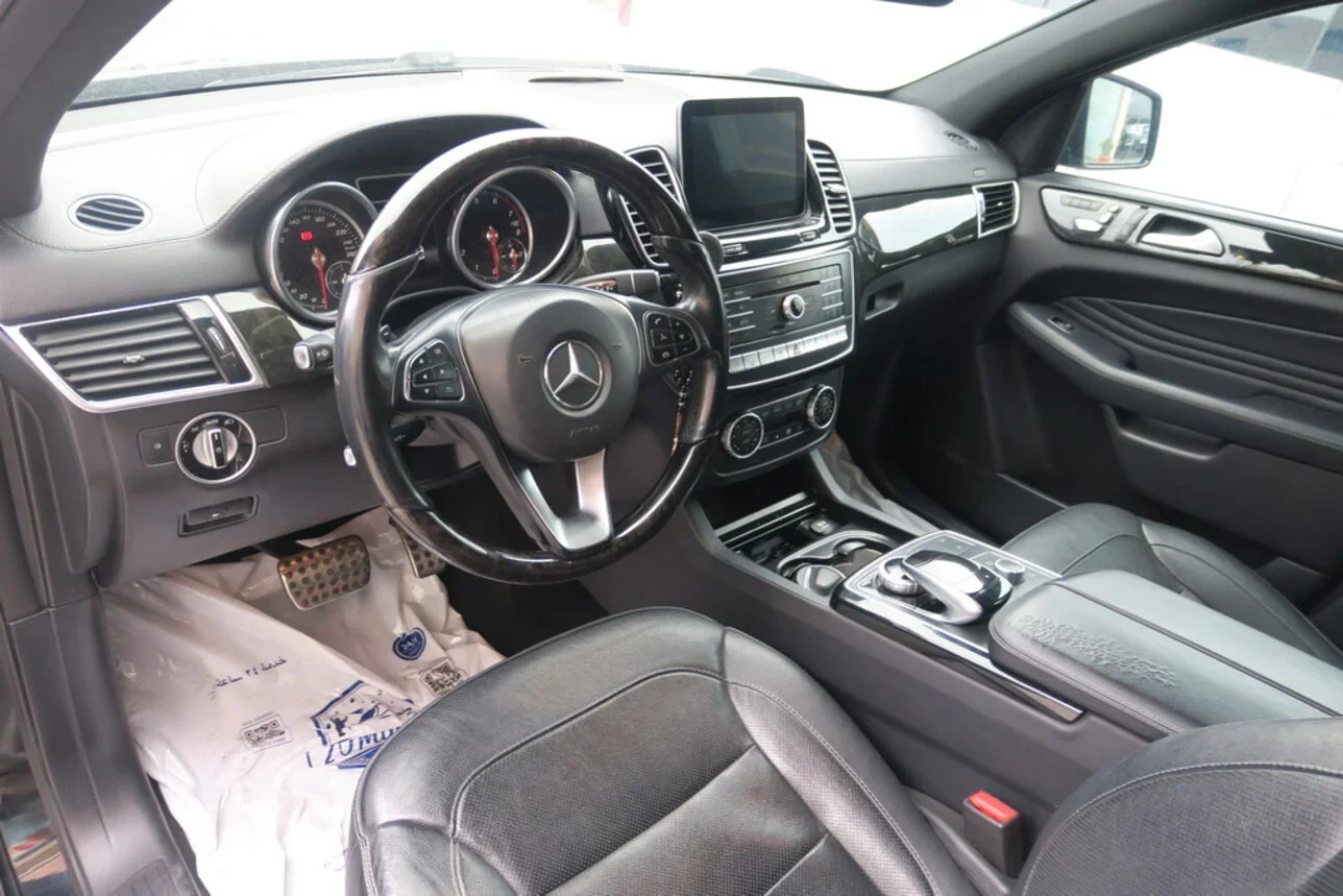 Mercedes-Benz  GLE  43 AMG Coupe  2017  Automatic  196,000 Km  8 Cylinder  Four Wheel Drive (4WD)  SUV  Black