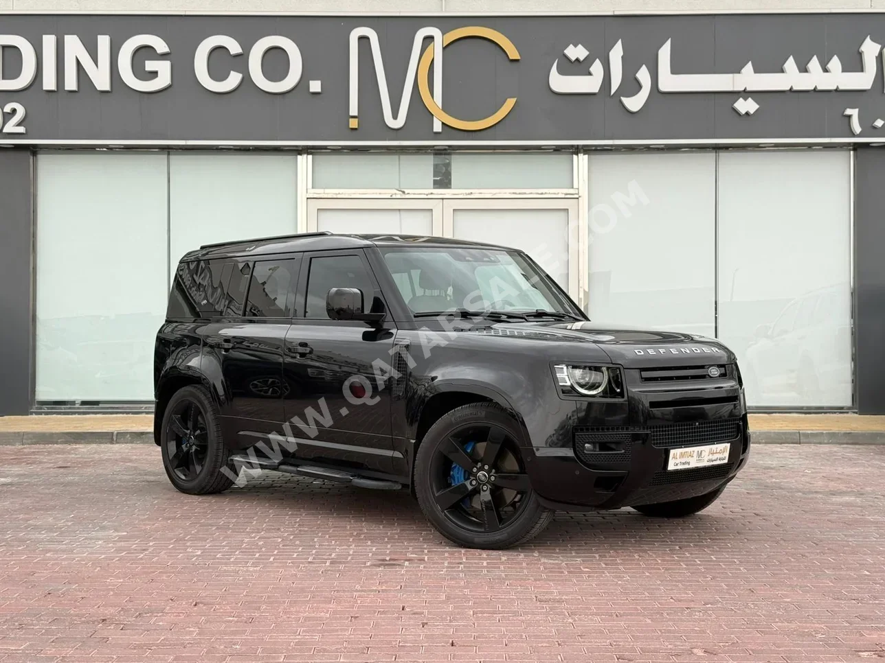 Land Rover  Defender  110  2023  Automatic  93,000 Km  6 Cylinder  Four Wheel Drive (4WD)  SUV  Black  With Warranty