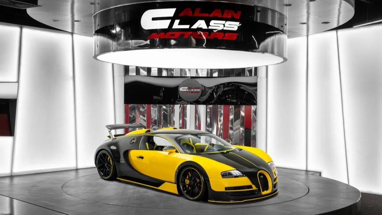 بوغـاتي  فيرون  2008  اوتوماتيك  18,641 كم  16 سلندر  دفع كلي مستمر  كوبيه \ سبورت  أصفر