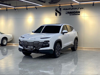 Jetour  Dashing  2024  Automatic  6,000 Km  4 Cylinder  Four Wheel Drive (4WD)  SUV  White  With Warranty