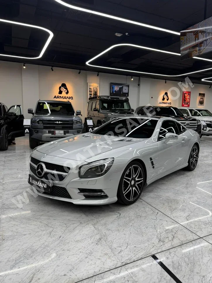 Mercedes-Benz  SL  500  2016  Automatic  37,000 Km  8 Cylinder  Rear Wheel Drive (RWD)  Coupe / Sport  Silver