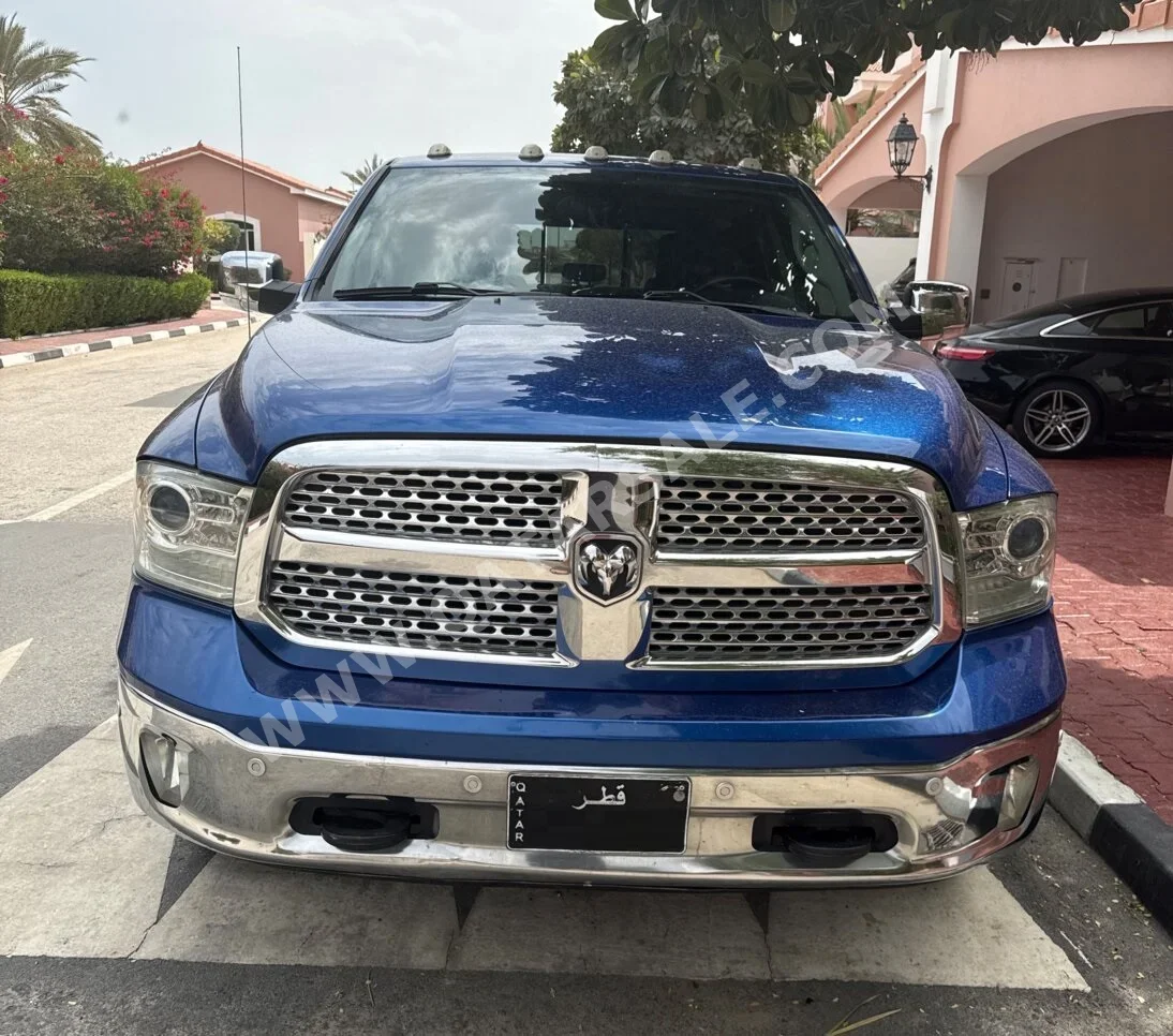 Dodge  Ram  laramie  2016  Automatic  209,000 Km  8 Cylinder  Four Wheel Drive (4WD)  Pick Up  Blue