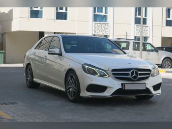 مرسيدس - بنز  اي - كلاس  400  2016  اوتوماتيك  186,000 كم  6 سلندر  دفع خلفي  سيدان  أبيض