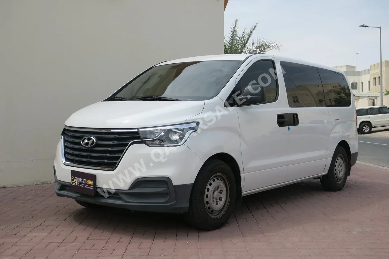 Hyundai  Van H1  2019  Automatic  25,000 Km  4 Cylinder  Rear Wheel Drive (RWD)  Van / Bus  White