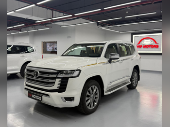 Toyota  Land Cruiser  VXR Twin Turbo  2026  Automatic  0 Km  6 Cylinder  Four Wheel Drive (4WD)  SUV  White  With Warranty