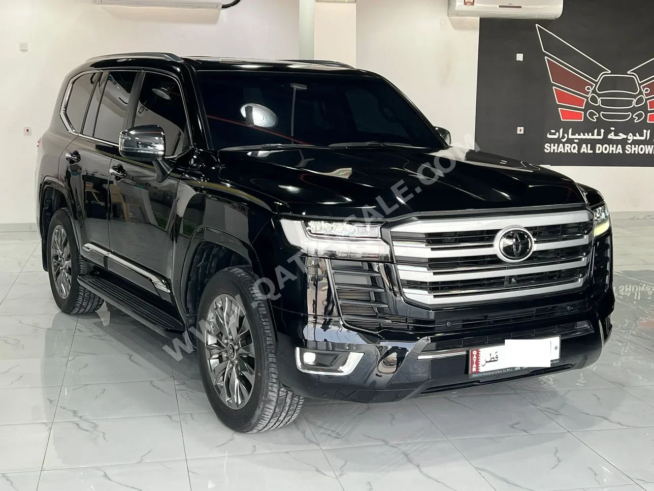 Toyota  Land Cruiser  VXR Twin Turbo  2023  Automatic  40,000 Km  6 Cylinder  Four Wheel Drive (4WD)  SUV  Black  With Warranty