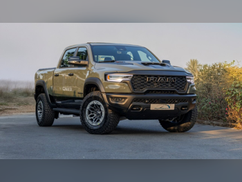 دودج  رام  1500 ار اتش او  2026  اوتوماتيك  0 كم  6 سلندر  دفع رباعي  بيكب  أخضر  تحت الضمان