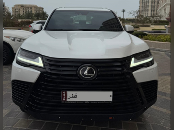 لكزس  ال اكس  600 لكجري  2024  اوتوماتيك  28,500 كم  6 سلندر  دفع رباعي  اس يو في  أبيض  تحت الضمان