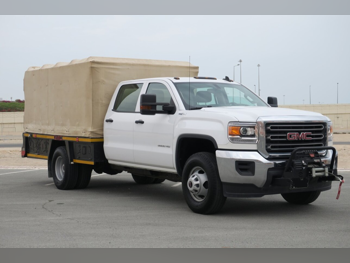 جي ام سي  سييرا  3500 HD  2018  اوتوماتيك  12,000 كم  8 سلندر  دفع رباعي  بيكب  أبيض